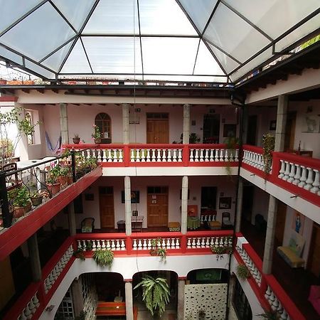 Hostal Quito Cultural Esterno foto