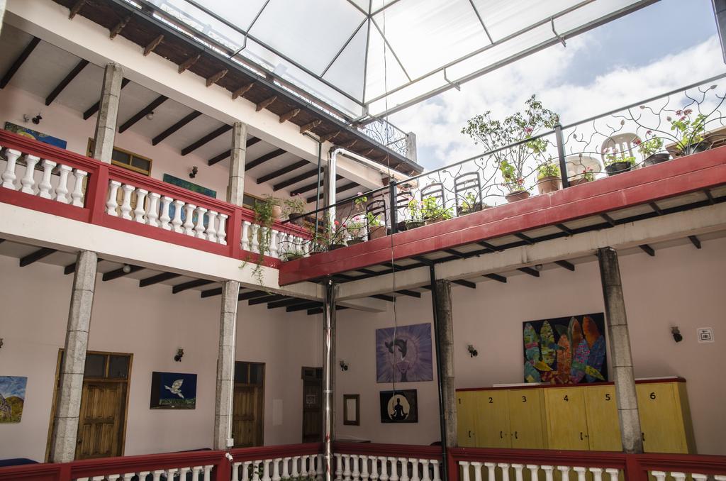 Hostal Quito Cultural Esterno foto