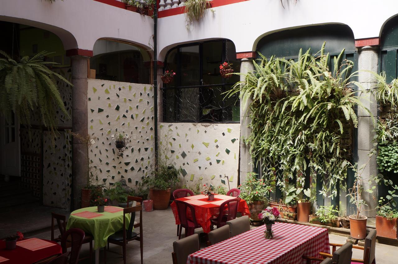 Hostal Quito Cultural Esterno foto