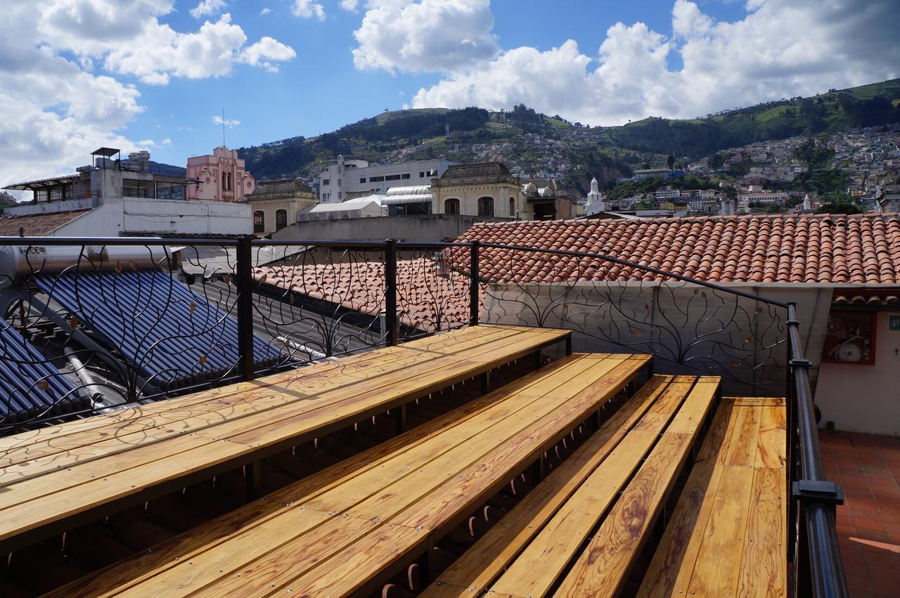Hostal Quito Cultural Esterno foto
