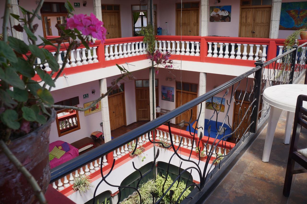 Hostal Quito Cultural Esterno foto