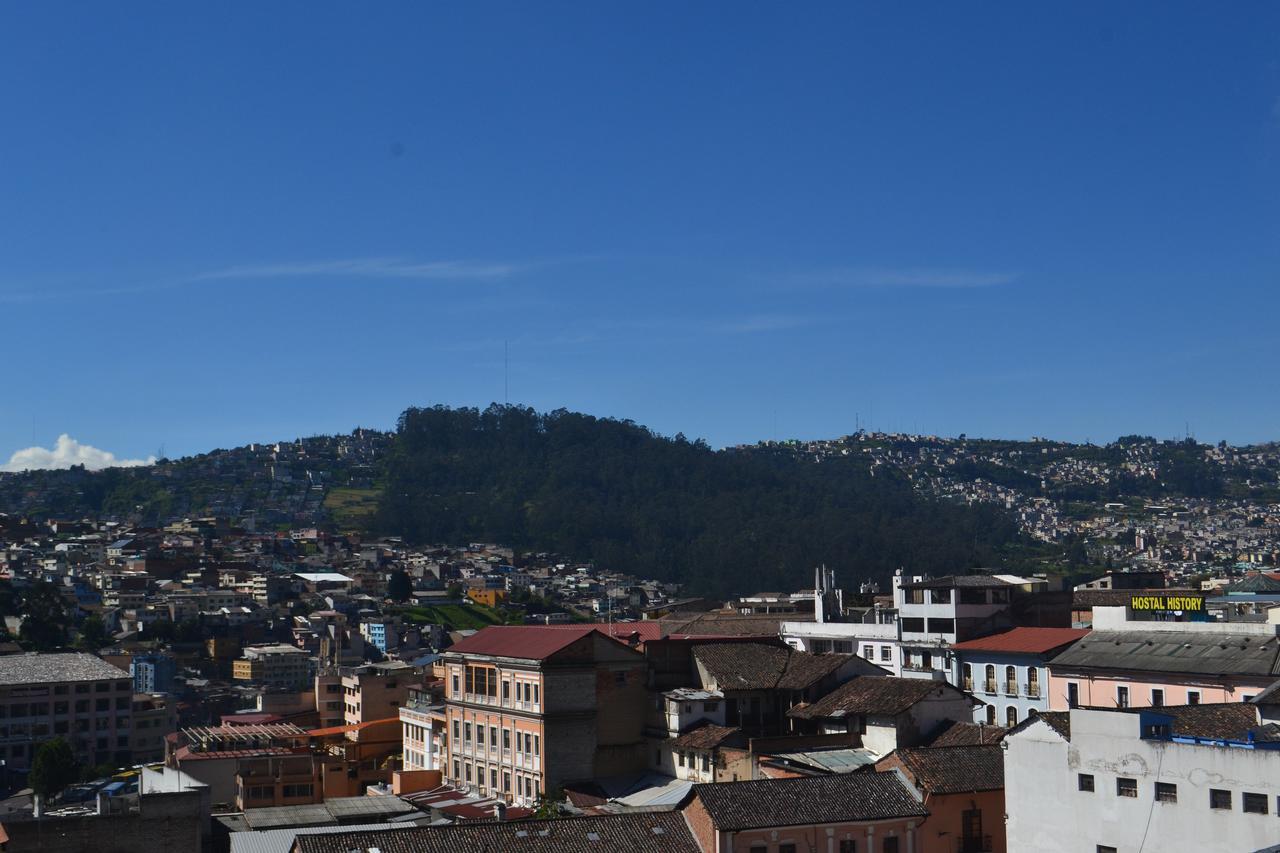 Hostal Quito Cultural Esterno foto