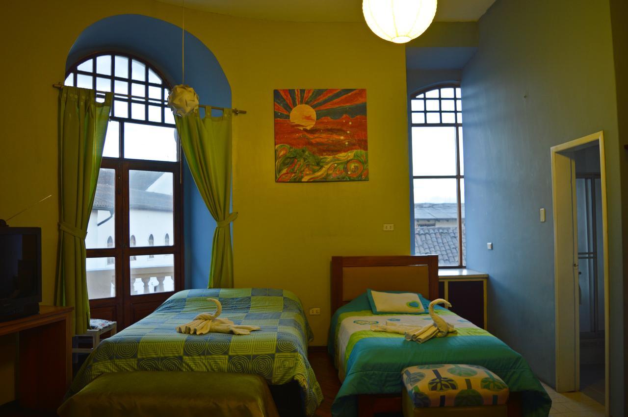 Hostal Quito Cultural Esterno foto
