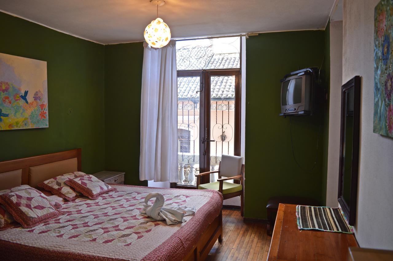 Hostal Quito Cultural Esterno foto